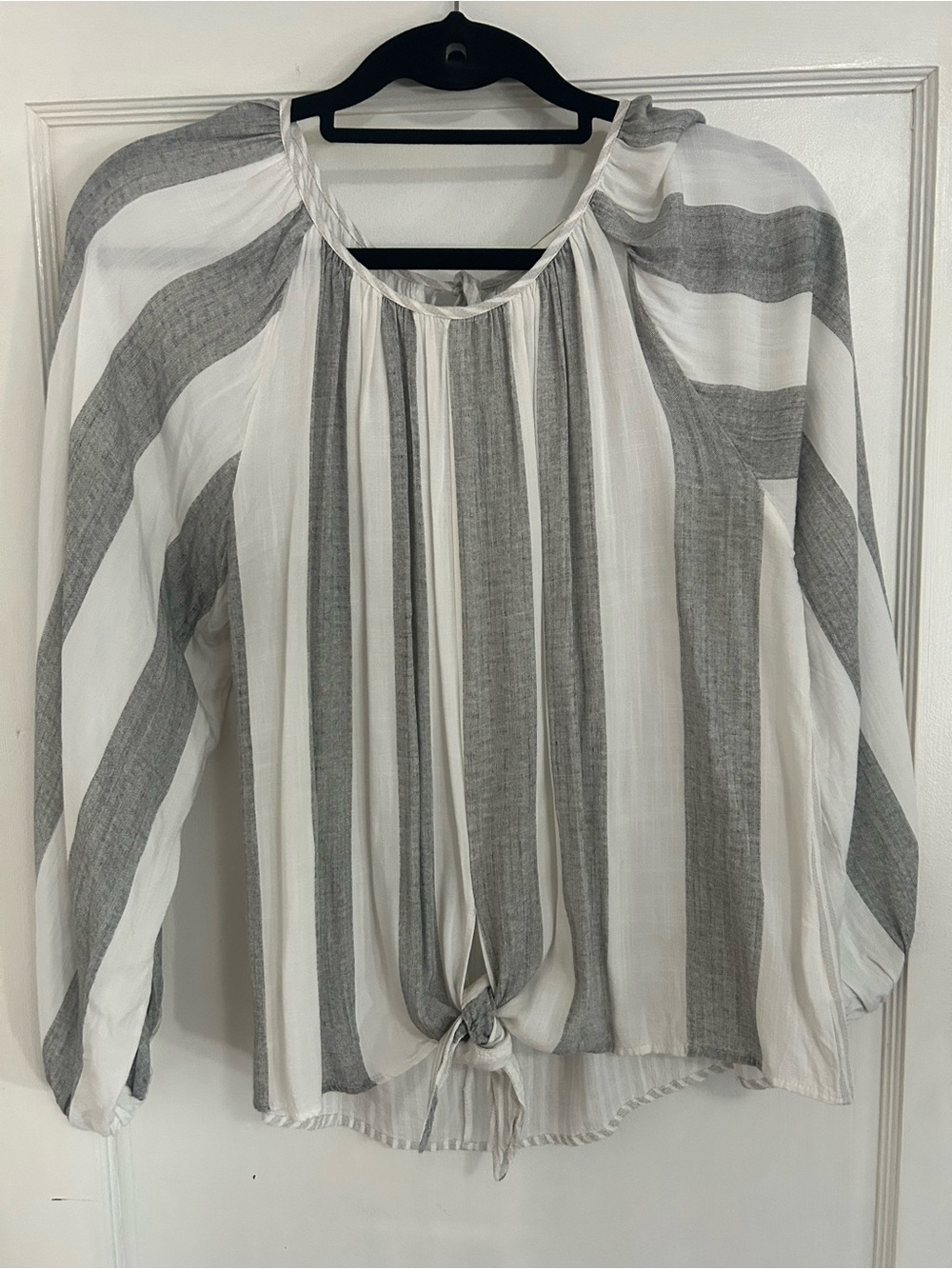 loveriche Grey and White Striped Tie-Hem Top